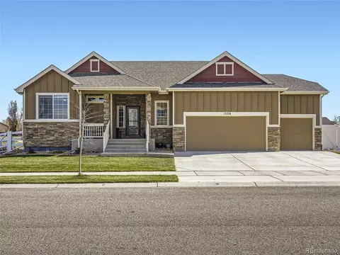 1526 Lake Vista Way, Windsor, CO 80550