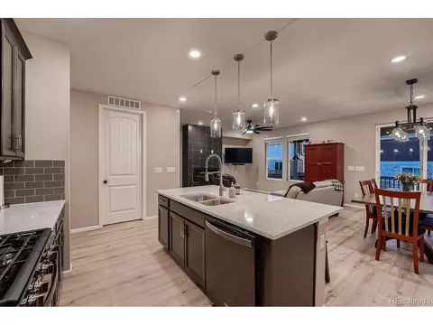 21208 E 61st Dr, Aurora, CO 80019 photo 14