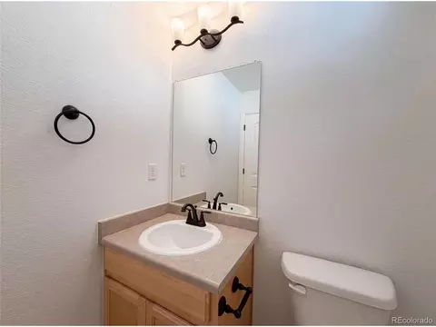 Bath - 1726 Thrive Dr, Windsor, CO 80550 photo 1 of 5