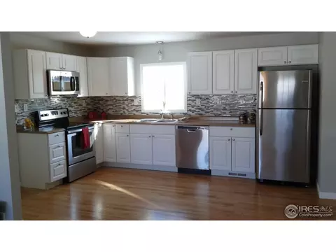 120 Maple Dr, Frederick, CO 80530 photo 2