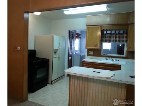 519 Walnut St, Sterling, CO 80751 photo 3