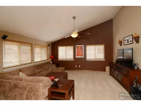 335 Laurel Ave, Eaton, CO 80615 photo 2