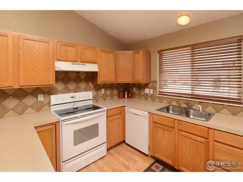 335 Laurel Ave, Eaton, CO 80615 photo 6