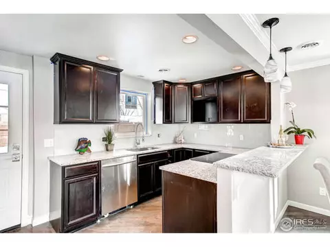 3000 Grape St, Denver, CO 80207 photo 2