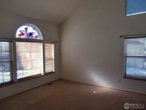 10573 Falcon St, Firestone, CO 80504 photo 3