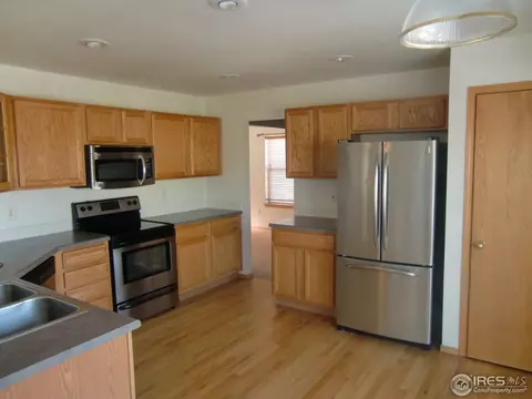 10573 Falcon St, Firestone, CO 80504 photo 5