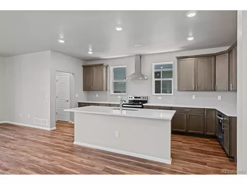 Undisclosed, Aurora, CO 80019 photo 14