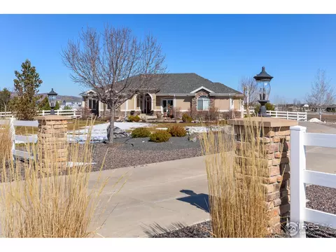 4340 Beverly Dr, Berthoud, CO 80513 photo 1