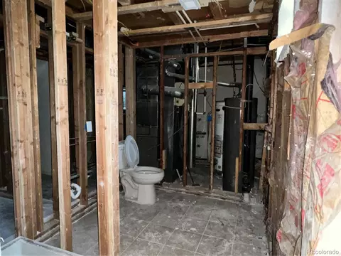Undisclosed, Thornton, CO 80233 photo 28