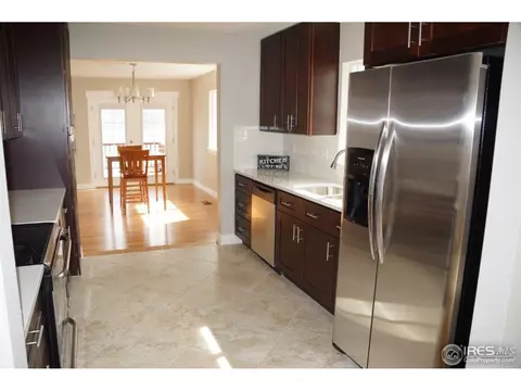 832 Sumner St, Longmont, CO 80501 photo 2