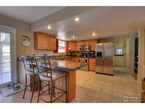 8465 Lamar Dr, Arvada, CO 80003 photo 2