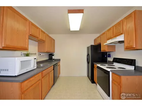 3408 Pheasant Ct, Evans, CO 80620 photo 4