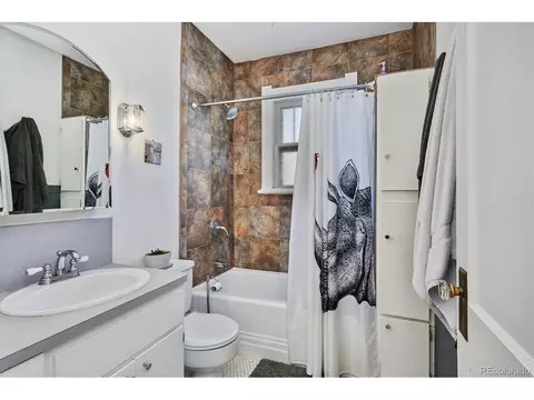 2877 Cherry St, Denver, CO 80207 photo 24