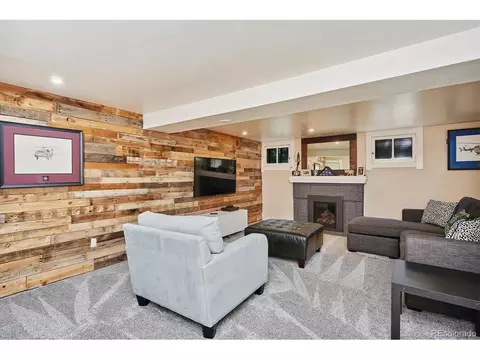 2877 Cherry St, Denver, CO 80207 photo 26