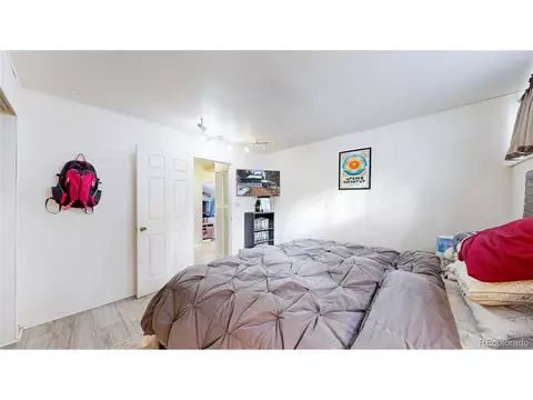 Bedroom - 33988 Jenifer Rd, Pine, CO 80470 photo 2 of 7