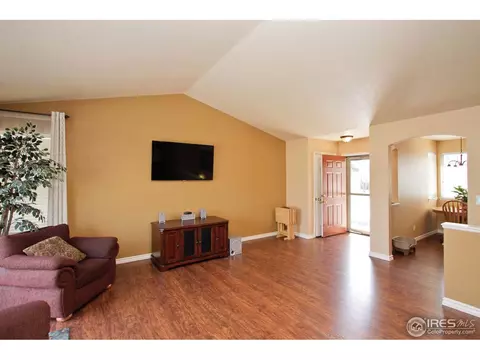 3379 E 105th Ct, Northglenn, CO 80233 photo 2