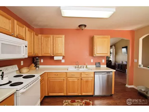 3379 E 105th Ct, Northglenn, CO 80233 photo 6