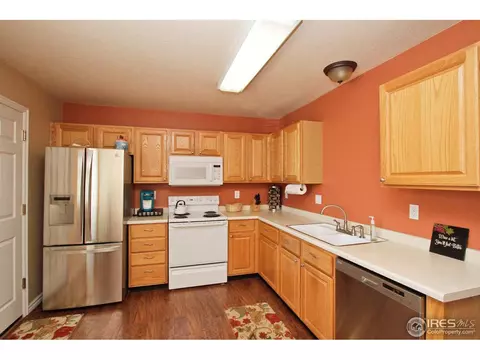 3379 E 105th Ct, Northglenn, CO 80233 photo 5