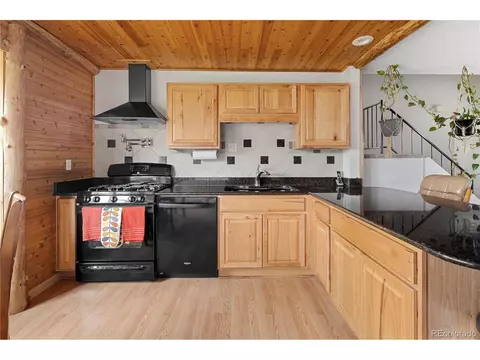 16165 E Bates Dr, Aurora, CO 80013 photo 5