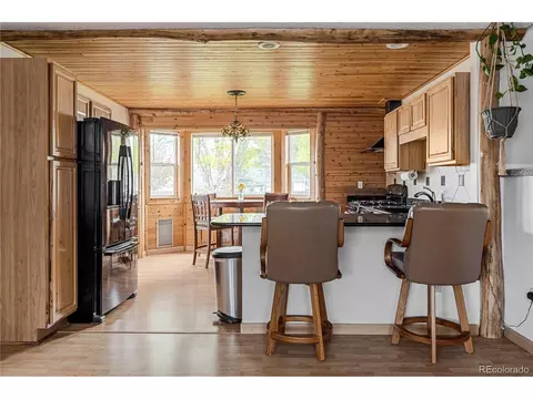 16165 E Bates Dr, Aurora, CO 80013 photo 2