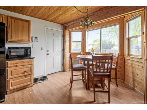 16165 E Bates Dr, Aurora, CO 80013 photo 3