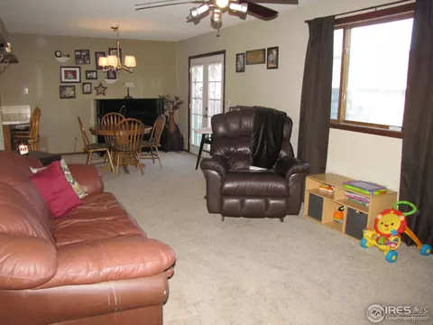 1224 Aspen Dr, Berthoud, CO 80513 photo 3