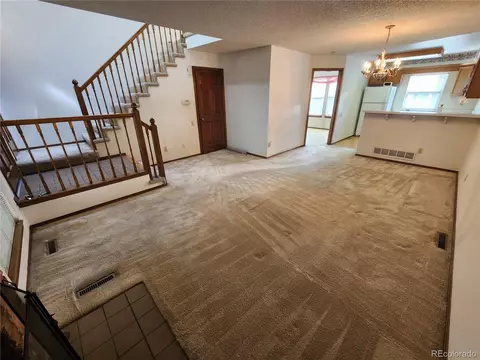 1981 S Hannibal Ct #E, Aurora, CO 80013 photo 3