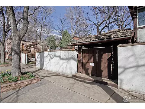 731 Pearl St, Boulder, CO 80302 photo 1
