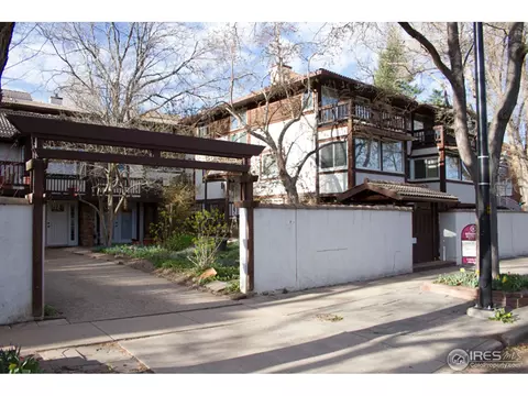731 Pearl St, Boulder, CO 80302 photo 2