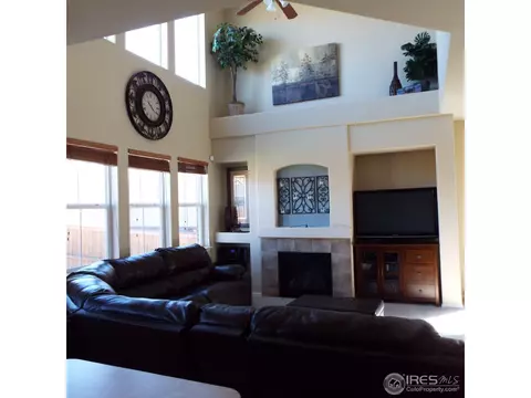 25067 E Canal Pl, Aurora, CO 80018 photo 8