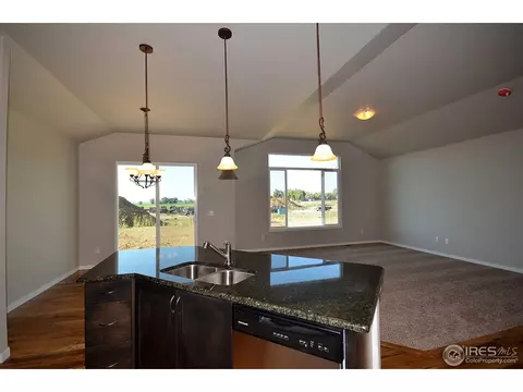 203 Dee Rd, Johnstown, CO 80534 photo 6