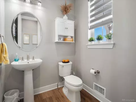 27750 E Lakeview Dr, Aurora, CO 80016 photo 18