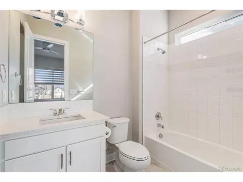 27750 E Lakeview Dr, Aurora, CO 80016 photo 34