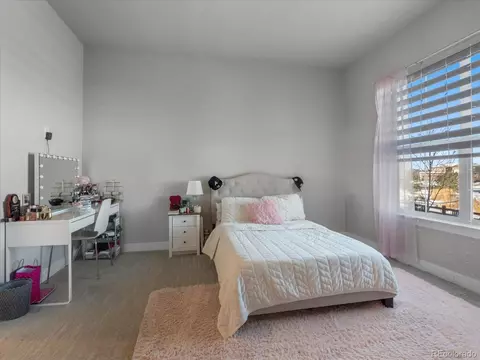 27750 E Lakeview Dr, Aurora, CO 80016 photo 32