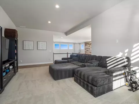 27750 E Lakeview Dr, Aurora, CO 80016 photo 24