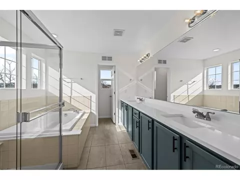 Bath - 18605 E 47th Ave, Denver, CO 80249 photo 2 of 4