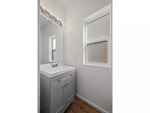 Bath - 18605 E 47th Ave, Denver, CO 80249 photo 1 of 4