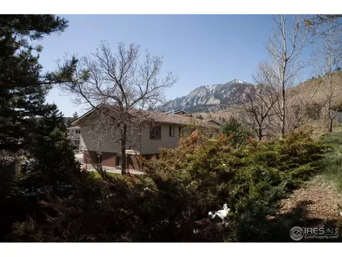 2205 Howard Pl, Boulder, CO 80305 photo 4