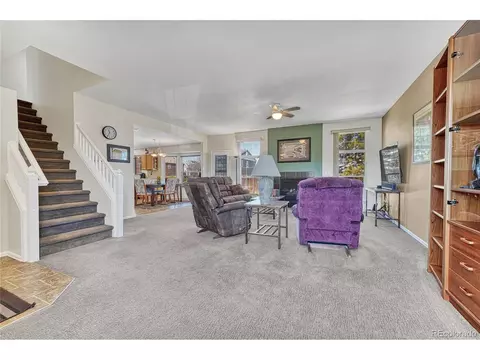 19027 E Ithaca Dr, Aurora, CO 80013 photo 6
