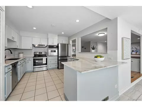Undisclosed, Centennial, CO 80112 photo 14