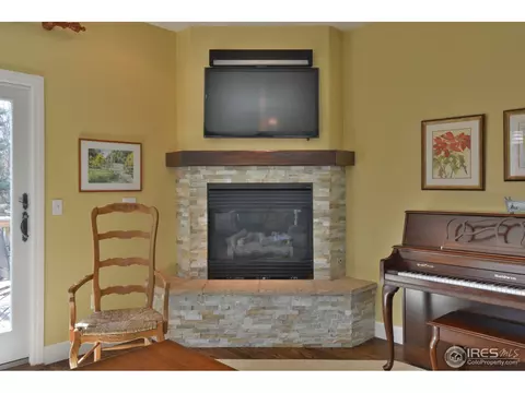 1901 Emerald Dr, Longmont, CO 80504 photo 12