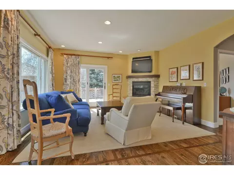 1901 Emerald Dr, Longmont, CO 80504 photo 11