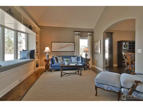 1901 Emerald Dr, Longmont, CO 80504 photo 2