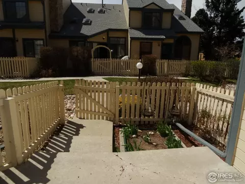 8762 Allison Dr #E, Arvada, CO 80005 photo 2