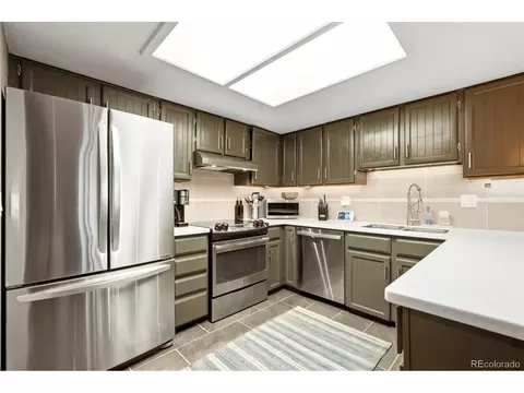Kitchen - 2995 E 123rd Ave, Thornton, CO 80241 photo 3 of 4