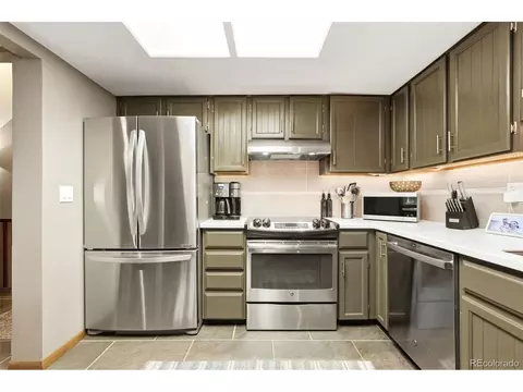 Kitchen - 2995 E 123rd Ave, Thornton, CO 80241 photo 4 of 4