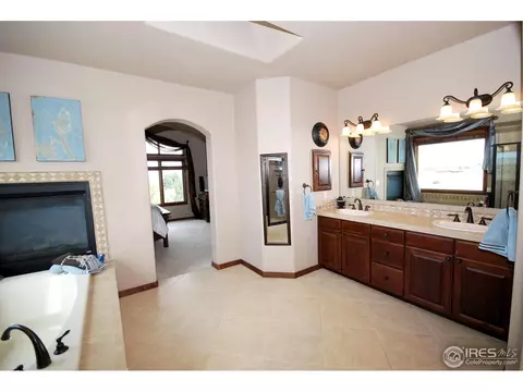 2040 Arroyo Ct, Windsor, CO 80550 photo 13