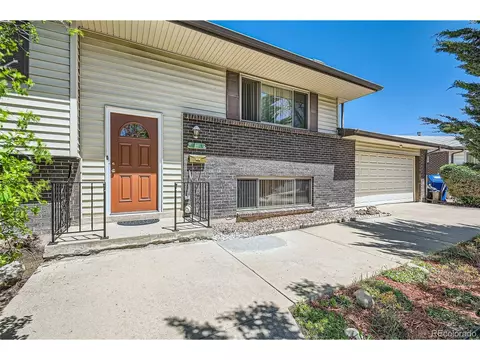 414 S Victor Way, Aurora, CO 80012