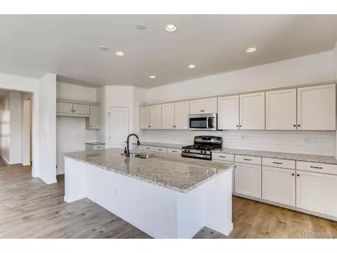 27883 E 8th Ave, Aurora, CO 80018 photo 6
