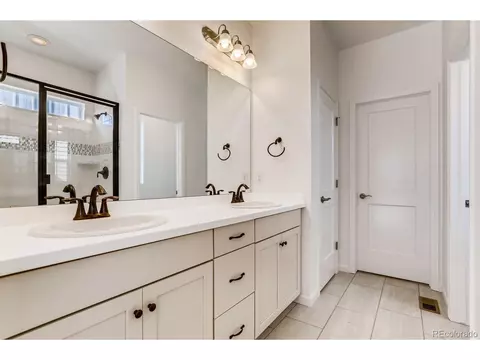 27883 E 8th Ave, Aurora, CO 80018 photo 10